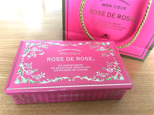 モロゾフのバレンタイン限定チョコ缶「ローズ デ ローズ」が可愛すぎる！